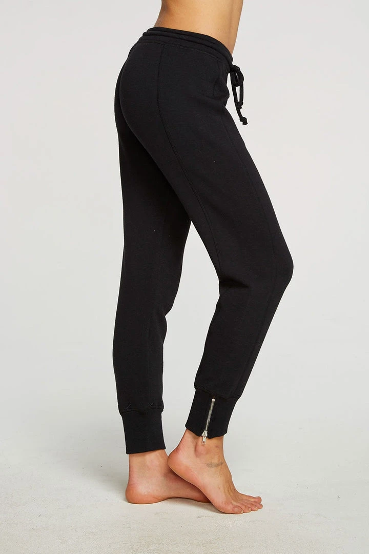 Chaser Zip Side Jogger True Black 3 Chaser Zip Side Jogger True Black