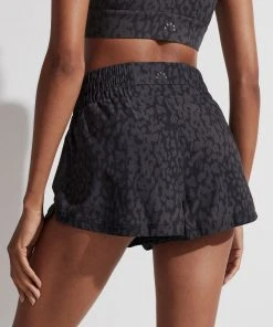 Varley Kallin Running Short Shadow Animal