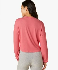Beyond Yoga Twist It Crop Pullover Pink Crush
