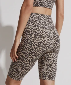 Varley Let's Move Short Tan Spot