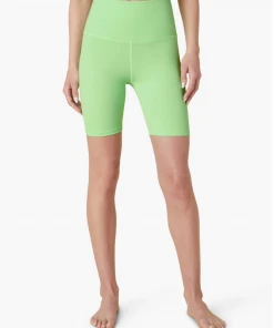 Beyond Yoga Heather Rib Bike Short Pistachio