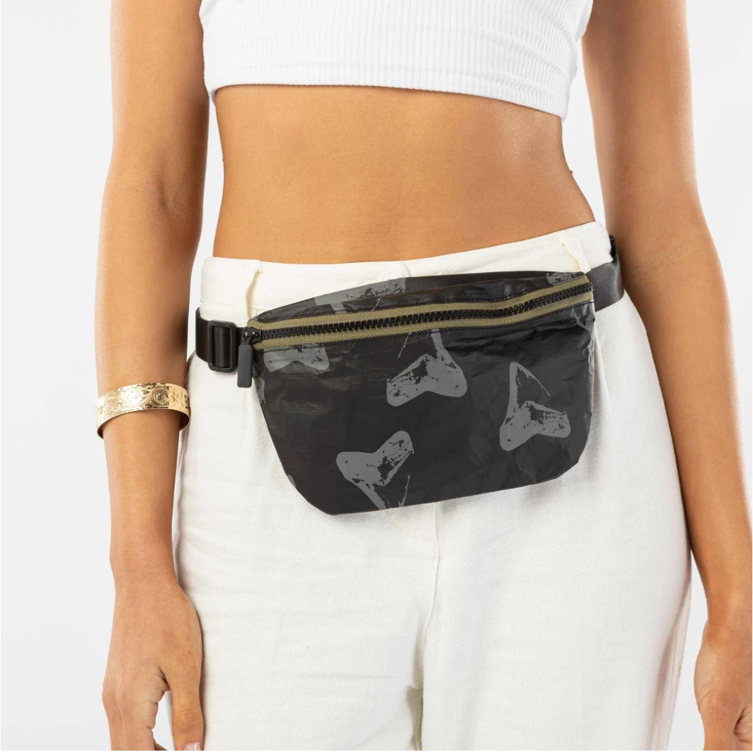 Aloha Collection Aumakua Hip Pack Charcoal On Black 4 Aloha Collection Aumakua Hip Pack Charcoal On Black