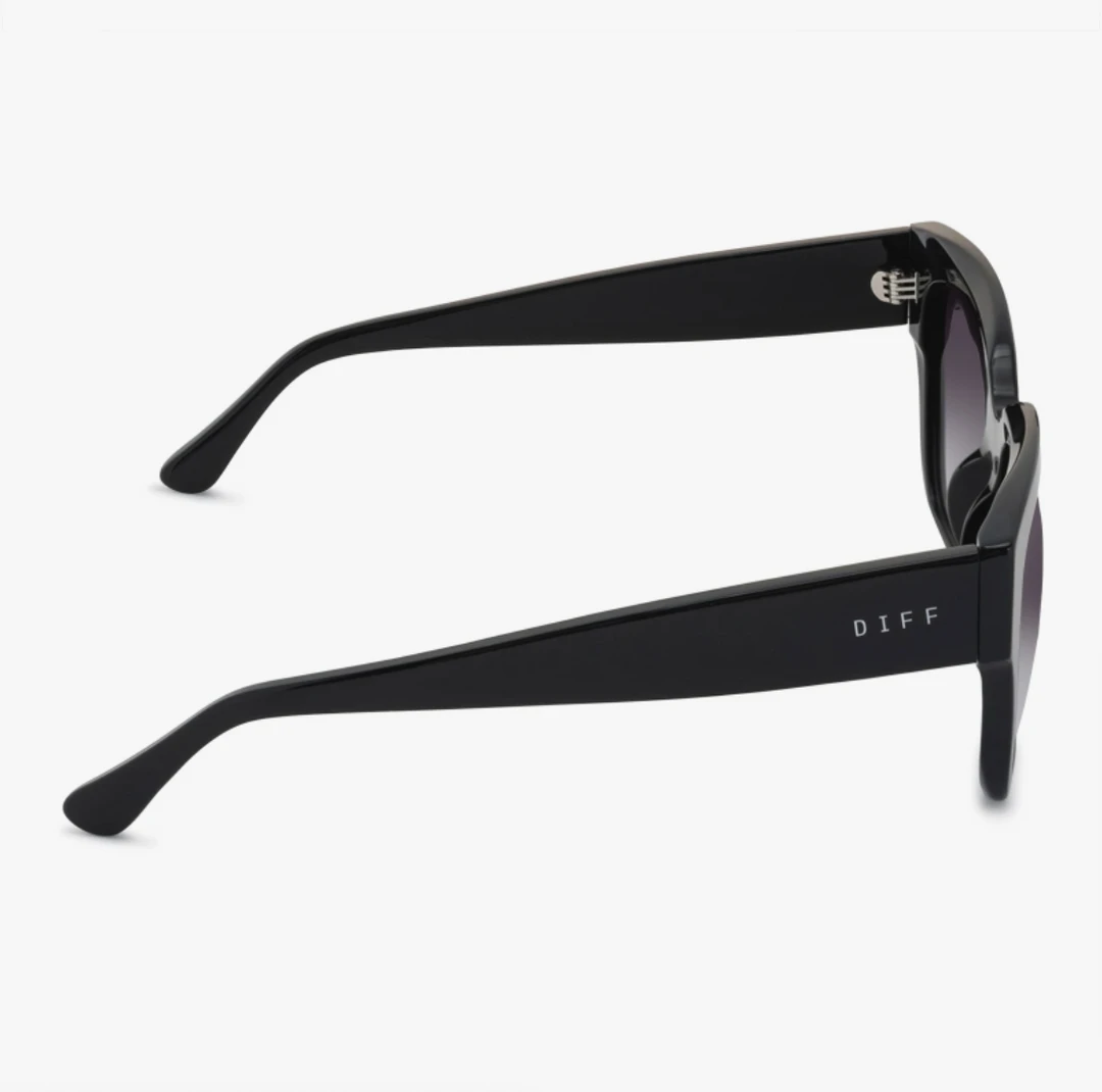 Diff Eyewear Bella II Black Grey Gradient Sharp 5 Diff Eyewear Bella II Black Grey Gradient Sharp