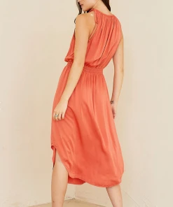 Bella Dahl Sleeveless Smocked Waist Midi Dress Mojave Red