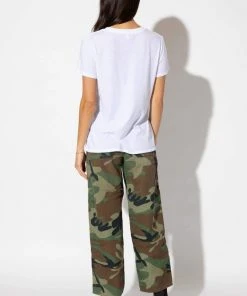 Sub_Urban Riot Everybody Wants A Peace White