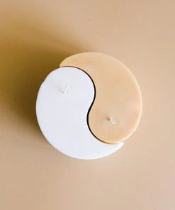 JaxKelly Ivory Yin Yang Molded Candle